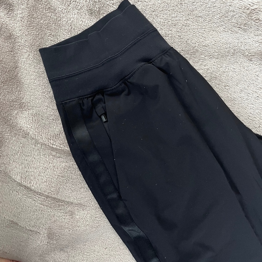 Athleta Brooklyn Jogger with City Stripe Size 8